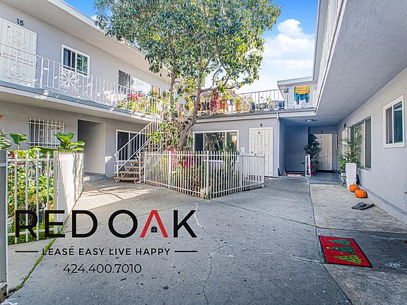3rd image of 4630 Venice Blvd #9