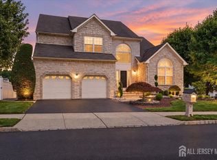67 Winding Brook Dr, Matawan, NJ 07747