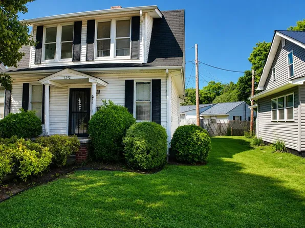 1242 E Center St, Kingsport, TN 37660