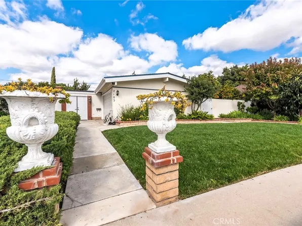 2103 W Chateau Ave, Anaheim, CA 92804