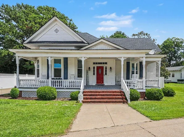 103 E Bailey Ave, Kenly, NC 27542