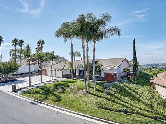 3rd image of 5431 Skyloft Dr