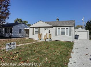 306 E 39th St, Anderson, IN 46013