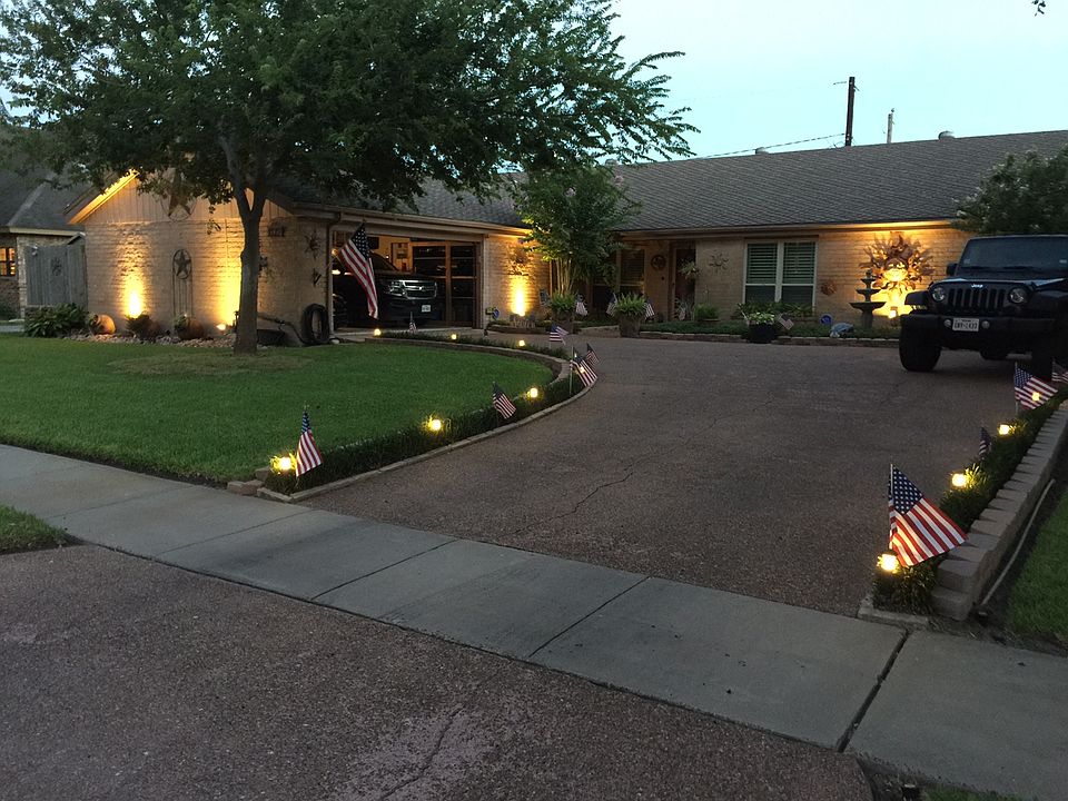 1st image of 6034 Lost Creek Dr