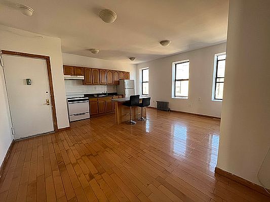1st image of 168-10 Crocheron Ave #3C