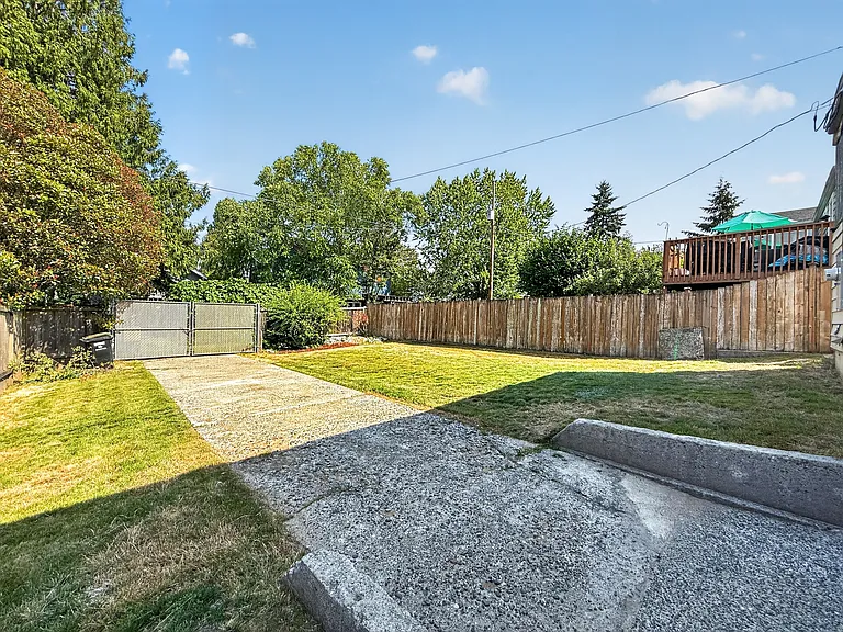 7924 13th Ave SW — Photo 20