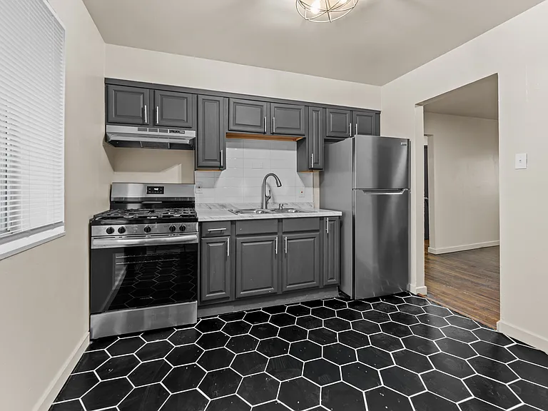 9943 Diamond Dr #10 — Photo 1