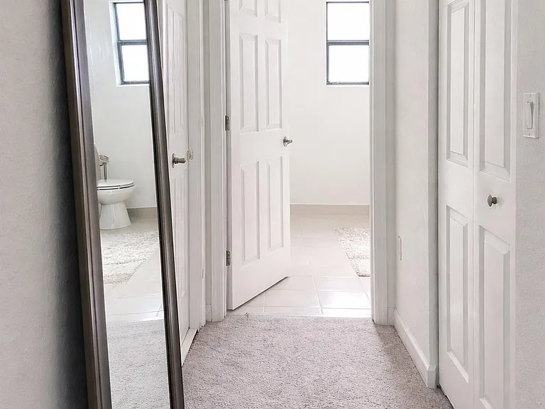 519 SW 19th Ter — Photo 23