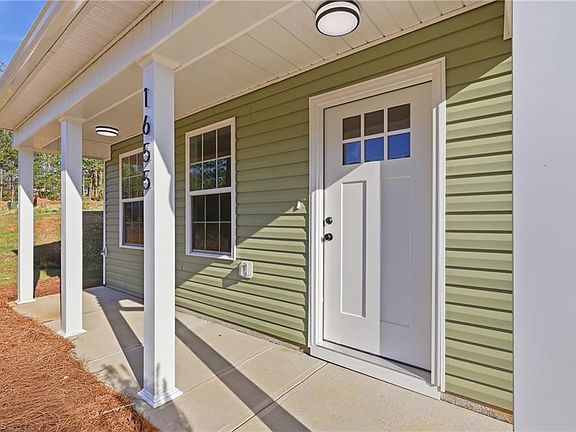 3rd image of 1655 Stone Hill Ct