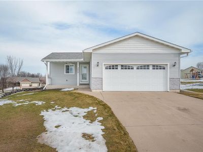 3235 West Ridge Drive, Eau Claire, WI, 54703