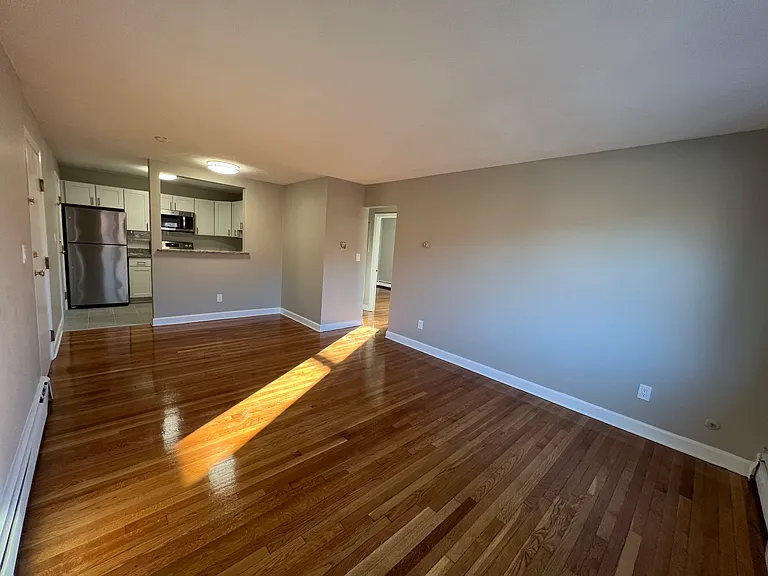 268 Grove St #10D — Photo 6