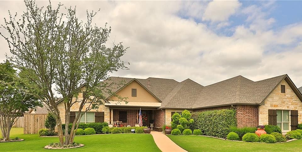 1st image of 2326 Innisbrook Dr