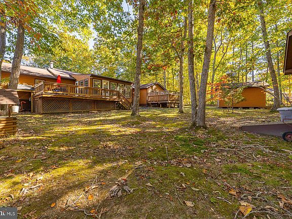 2nd image of 37 Cedar Cir