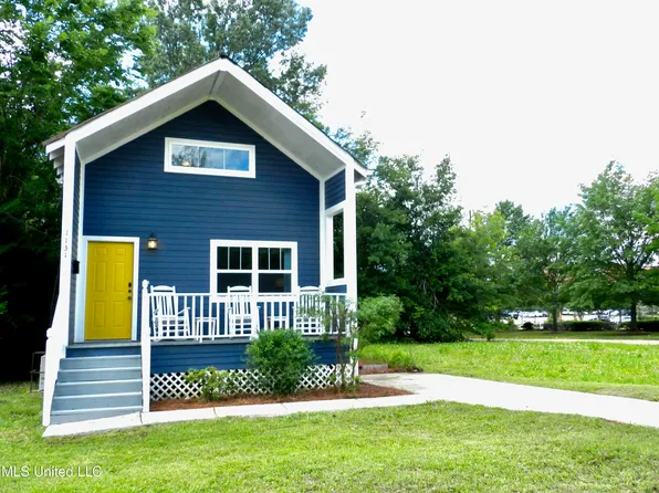 1131 Isaiah Montgomery St, Jackson, MS 39203