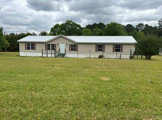 446 Knowles Dr, Webb, AL 36376