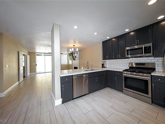 5th image of 9213 Vosburgh Dr