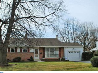 278 Allen Ln, Warminster, PA 18974