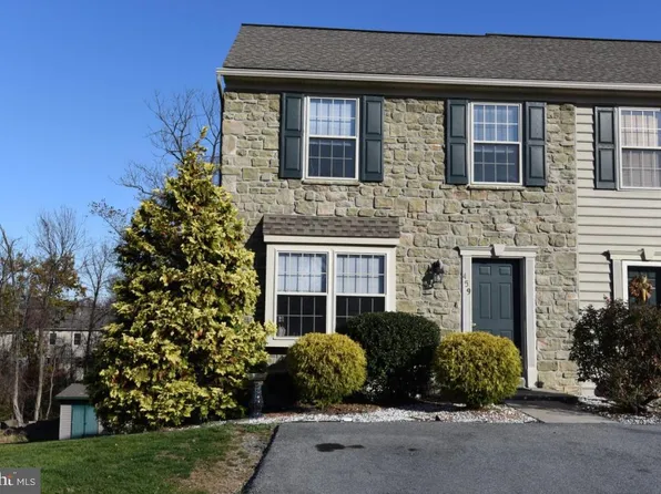 459 Indian Rock Cir, Elizabethtown, PA 17022
