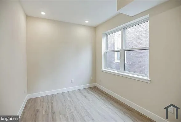 3323 N 16th St #GROUND — Photo 13