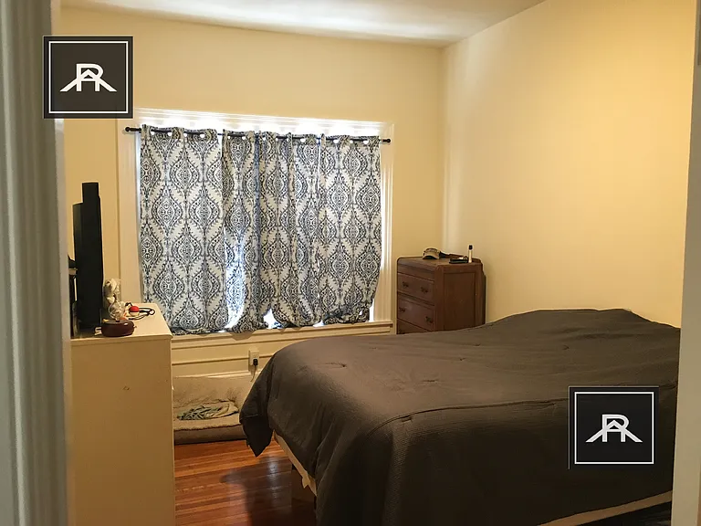 1461 Beacon St #12B — Photo 7