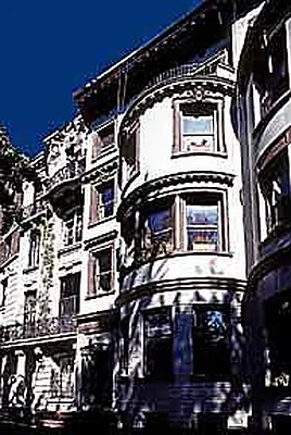Sold by Douglas Elliman | media 10