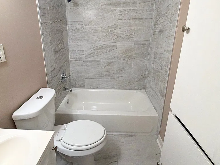 4066 Berrywood Ave — Photo 15