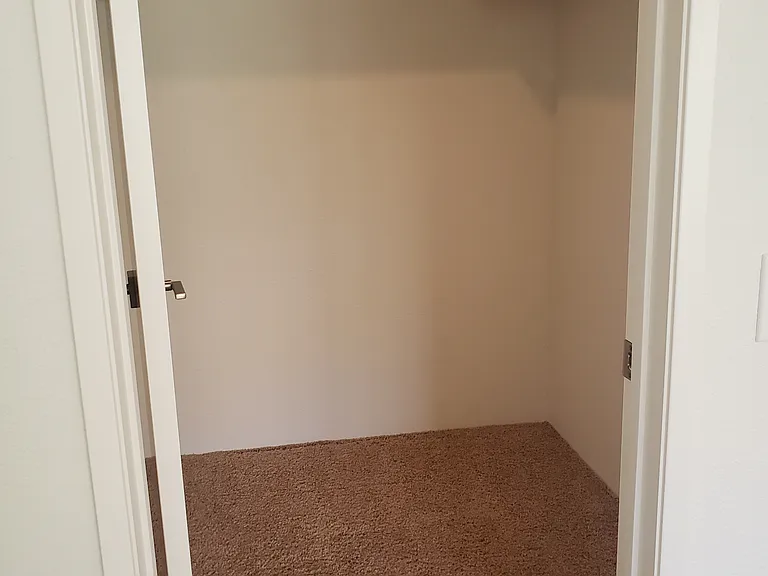 136 Desert Falls Dr E — Photo 32