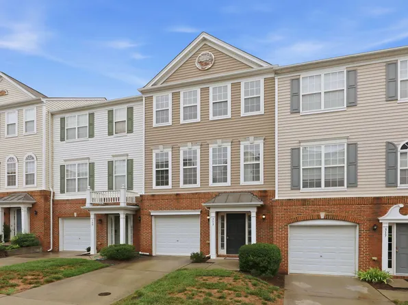 313 Ruby Walk Dr, Morrisville, NC 27560