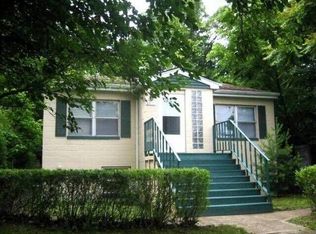 8419 Maple Ave, Gary, IN 46403