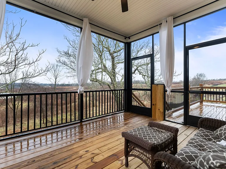 3222 Catalpa Farms Dr — Photo 15