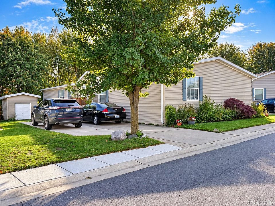 1st image of 444 Laurel Oak Ln