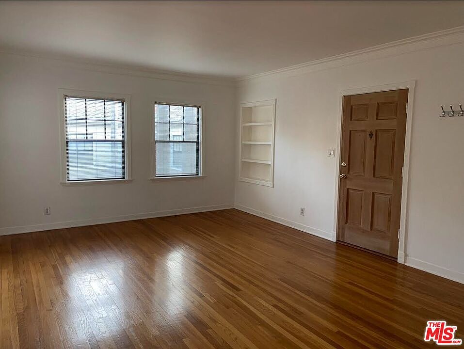 1st image of 1457 N Alta Vista Blvd #5