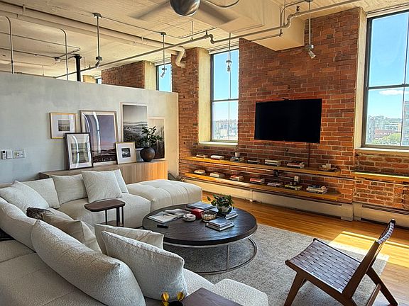 2nd image of 2261 Blake St APT 5A