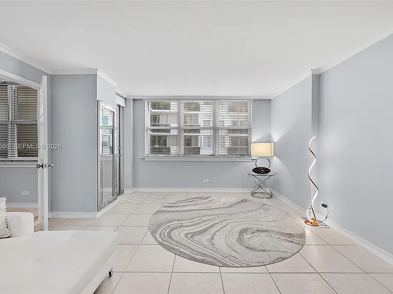 6039 Collins Ave #621 — Photo 12