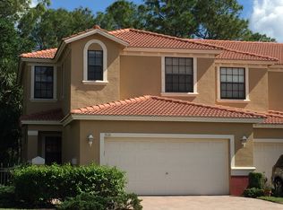 7626 Bristol Cir, Naples, FL 34120