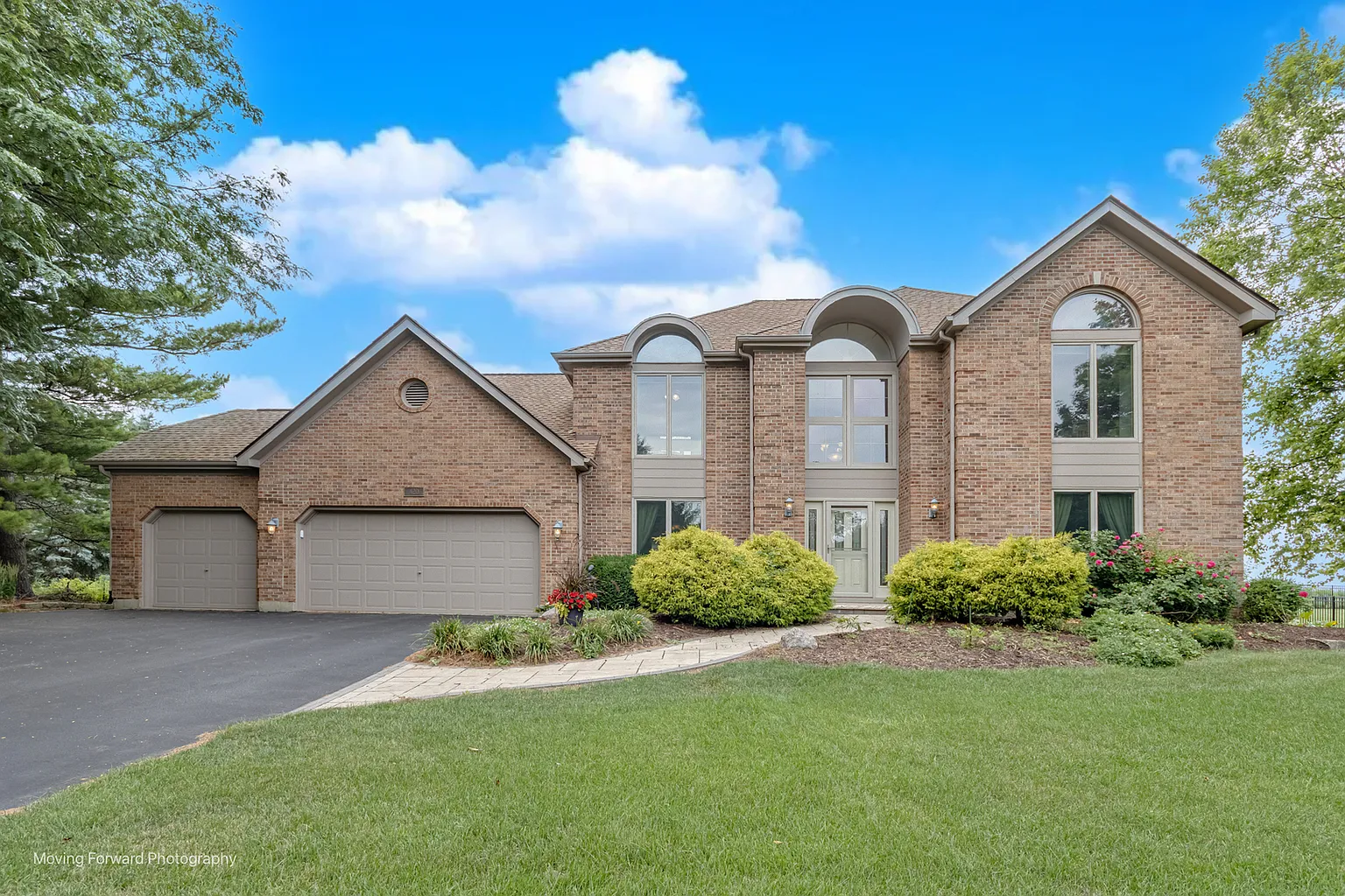 420 Fairway View Dr photo 1