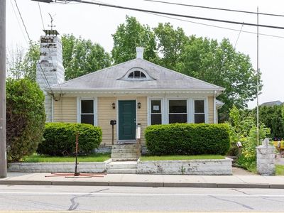 1215 Diamond Hill Rd, Woonsocket, RI, 02895