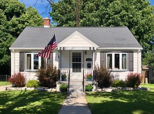 1319 S 18th St, Manitowoc, WI 54220