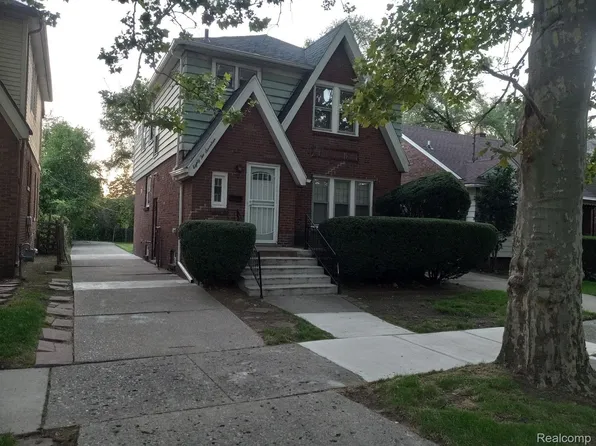 8217 Carlin St, Detroit, MI 48228