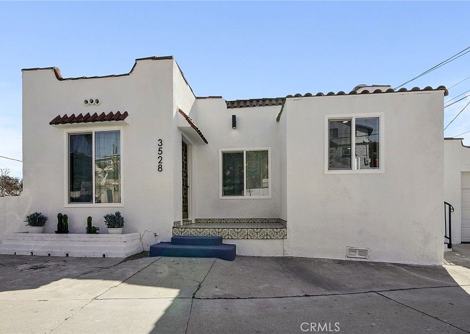 1st image of 479 N Townsend Ave