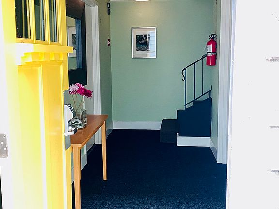 Boutique size secure building. 10 steps total to unit