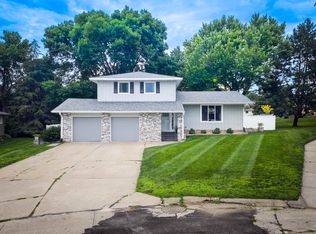 105 Prospect Cir, Norfolk, NE 68701