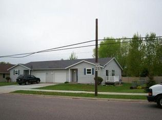 1817 Crawford St, Baraboo, WI 53913