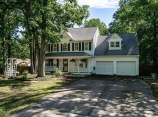 924 Magnolia Ridge Way, Fuquay Varina, NC 27526