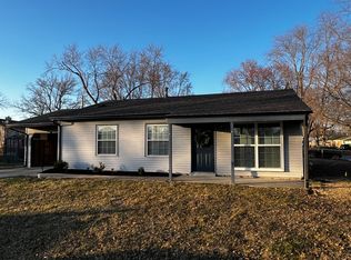 14 Calumet Dr, Saint Peters, MO