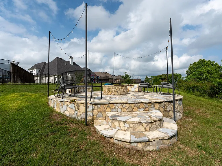 2947 Paradise Dr — Photo 17