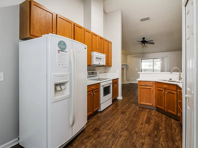 13967 Ridgewick Dr — Photo 8