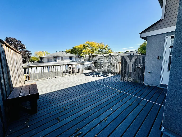 1308 Landmark Trl S — Photo 8