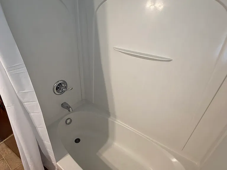 204 Chapel Ridge St #204 — Photo 11