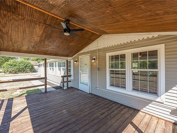 3rd image of 8384 Corlee Ln